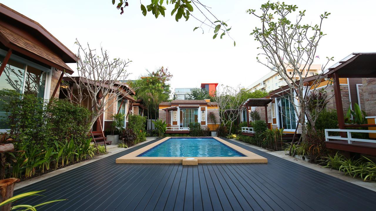 Resort M Bangkok - Bts Onnut Exteriör bild