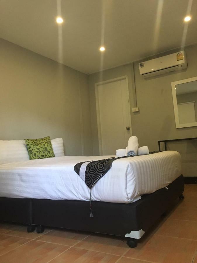 Resort M Bangkok - Bts Onnut Exteriör bild